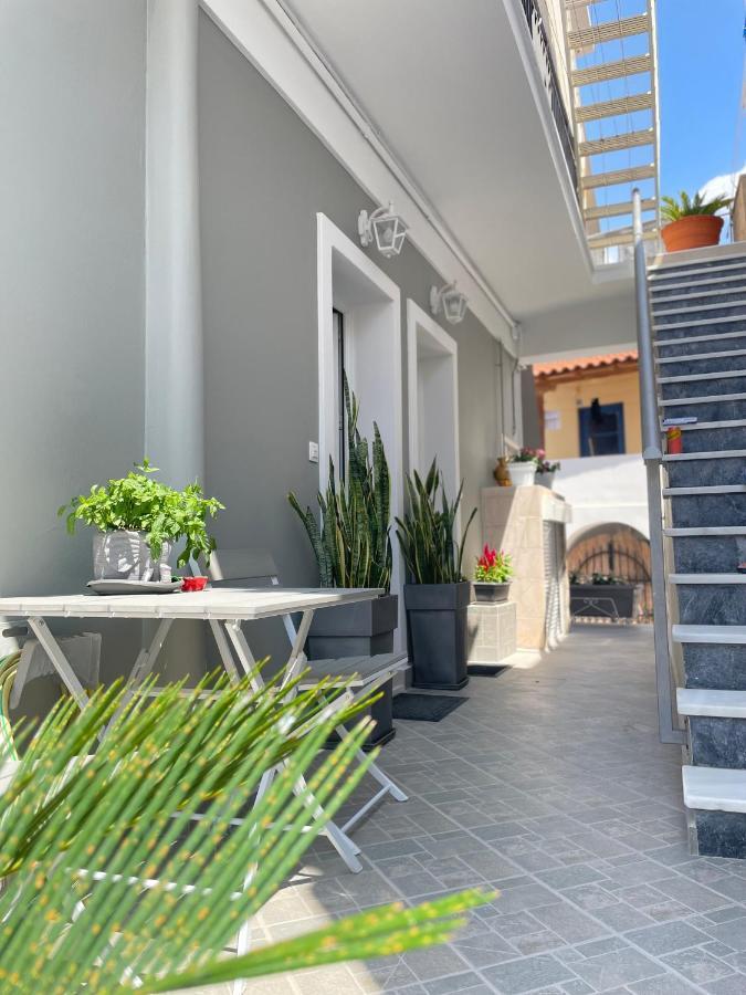 Aiginetan Apartments Aegina Exterior photo